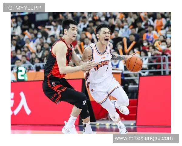 刘铮的奋斗人生与篮球梦想如何在赛场与生活中交织成辉