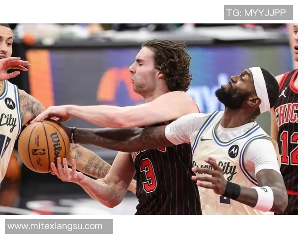 NBA热火与雄鹿激战正酣文字直播全程回顾与精彩瞬间分析